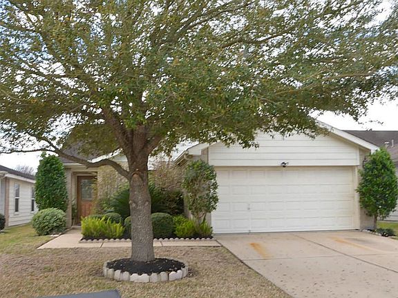 2nd image of 3139 Lexington Lake Dr