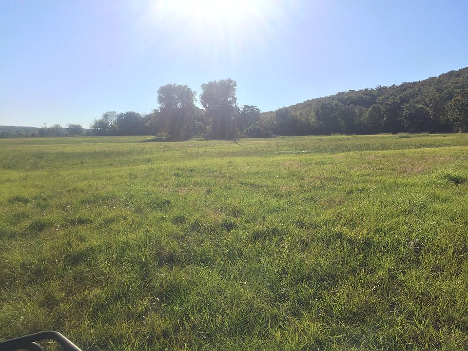 2nd image of 300 Etchison Rd
