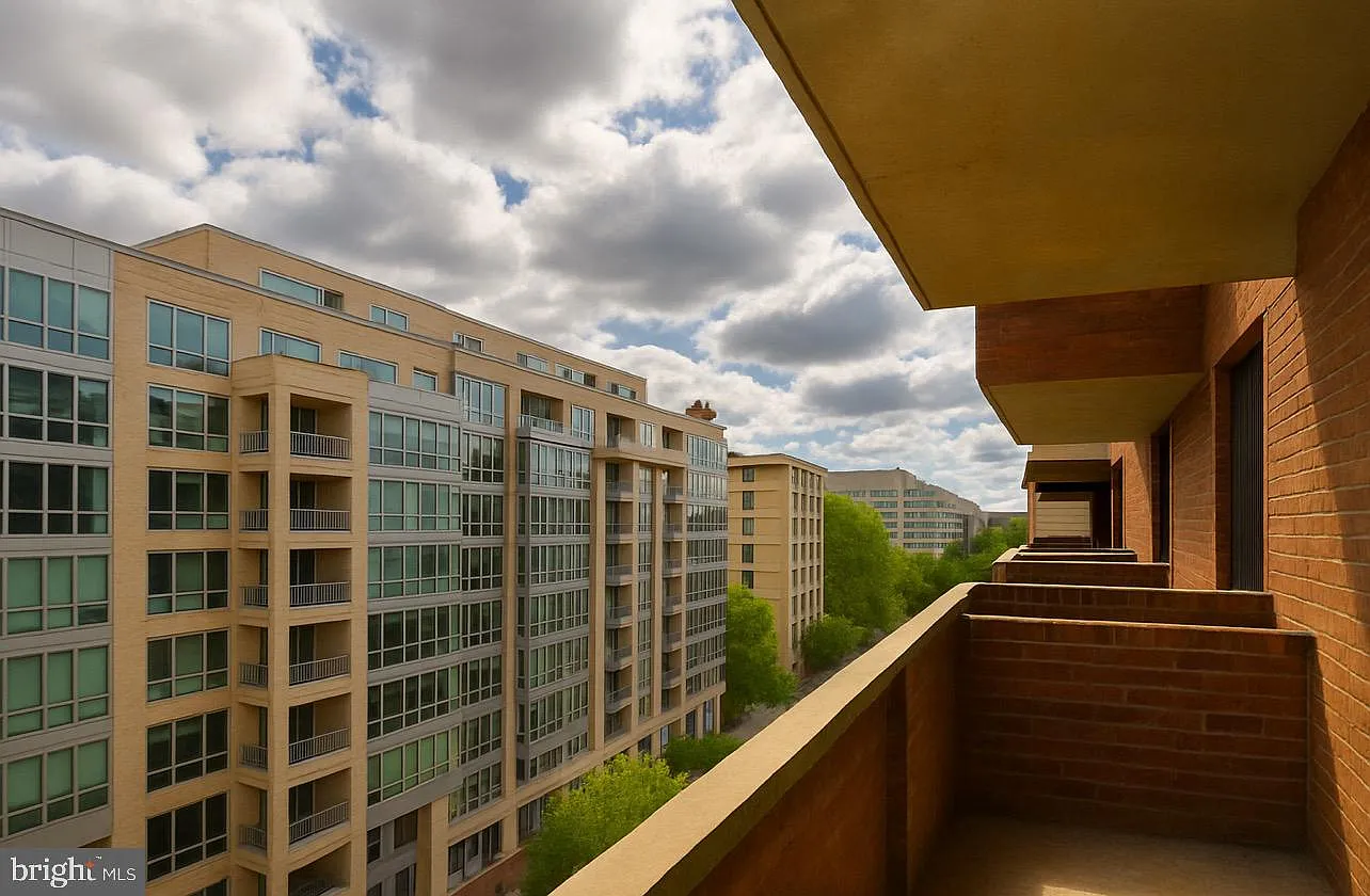 1140 23rd St NW APT 903 photo 1