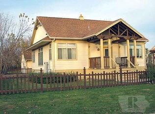 2010 Ruby Ln, Fairfield, IA 52556