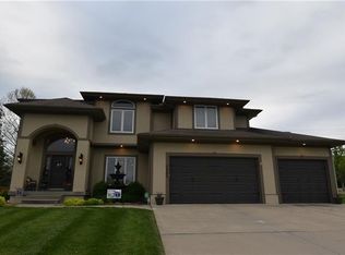 2865 SW Carlton Dr, Lees Summit, MO 64082