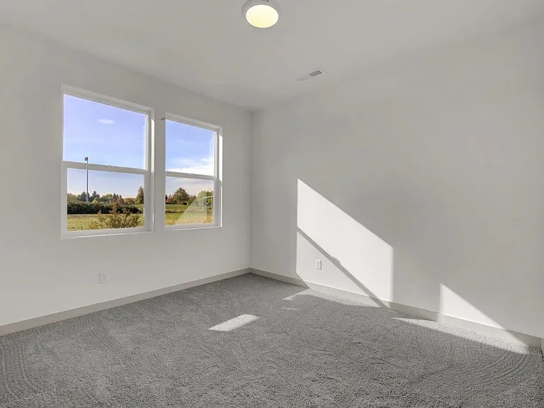 5645 Magnificence Way — Photo 3
