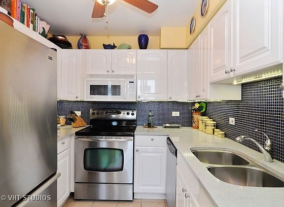 5th image of 3660 N Lake Shore Dr APT 3002