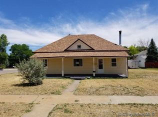 908 10th St, Wheatland, WY 82201