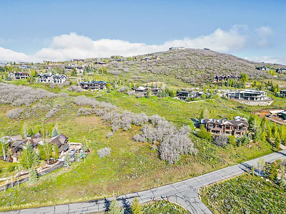 5th image of 7285 Glenwild Dr