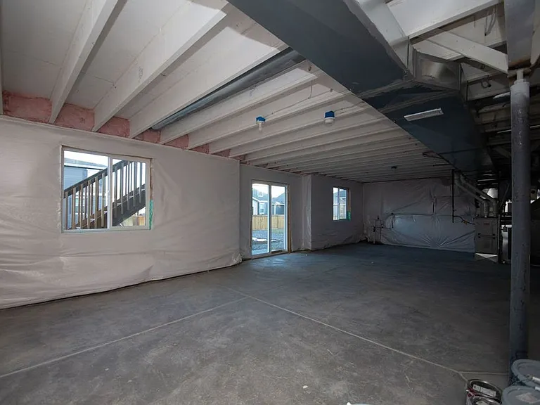 6818 Gateway Crossing St — Photo 32