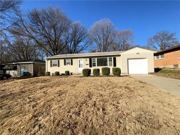 1302 S Main St, Independence, MO 64055