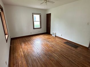 2616 S 4th St, Springfield, IL 62703