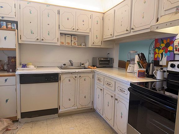 2nd image of 2687 N Garden Dr Drive N #103