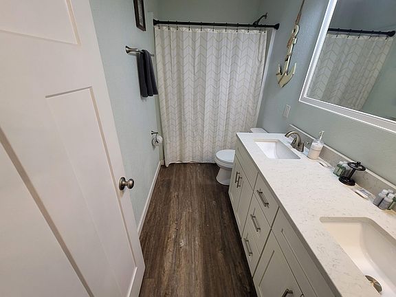 5th image of 1500 W Ocean View Ave APT B