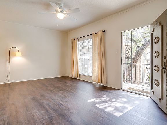 4th image of 4438 Harlanwood Dr APT 211