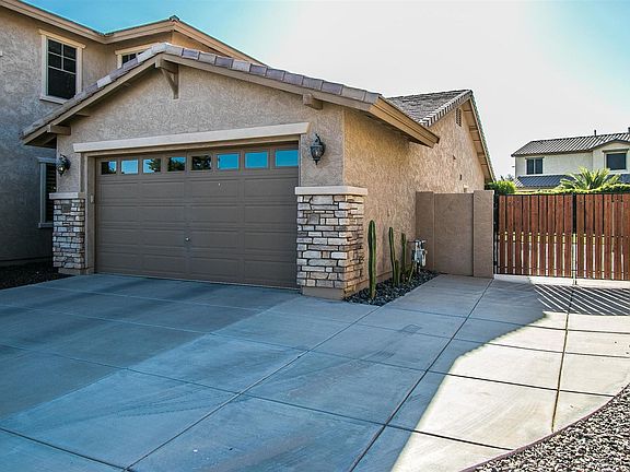 4th image of 3857 E Sawtooth Dr