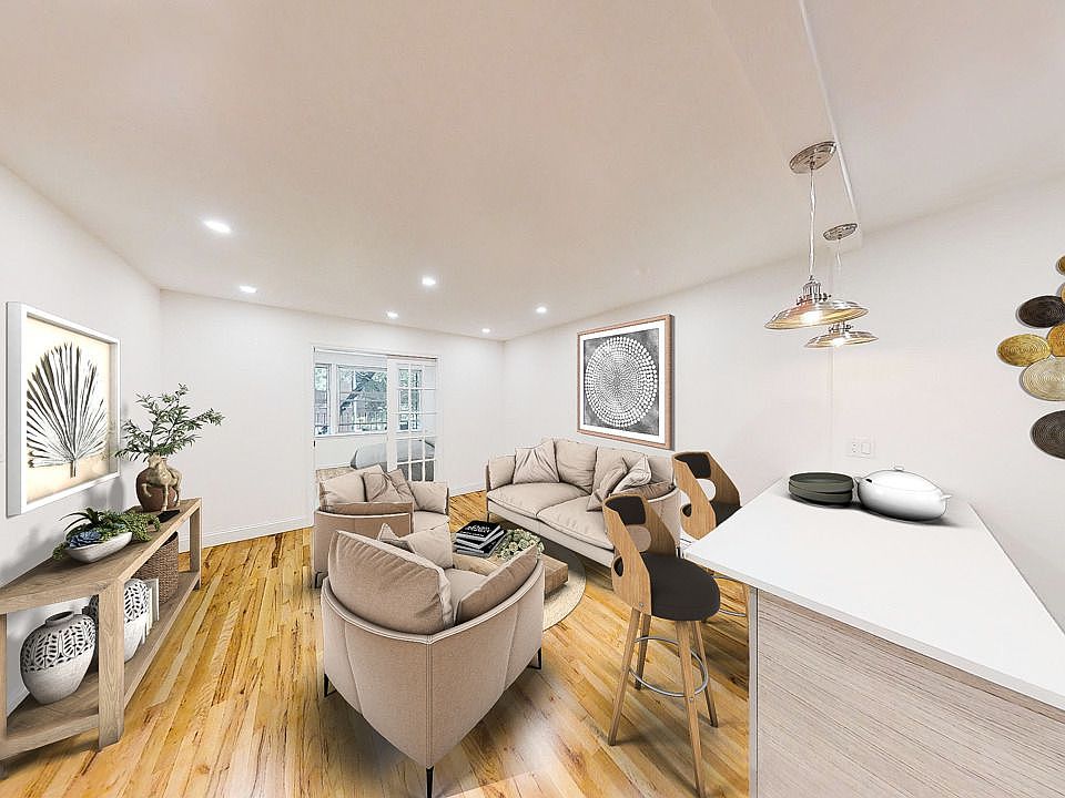 1st image of 4128 45th St APT 3A