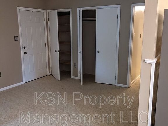 5th image of 412 Barnhill Dr
