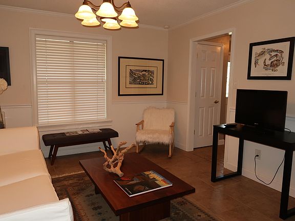 4th image of 1708 Heidenheim Dr