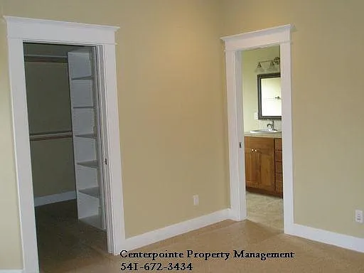 786 S Savoy Ct — Photo 8