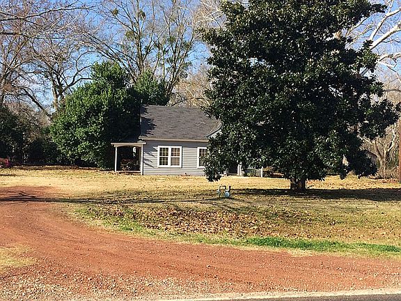 4th image of 400 S Leona Blvd