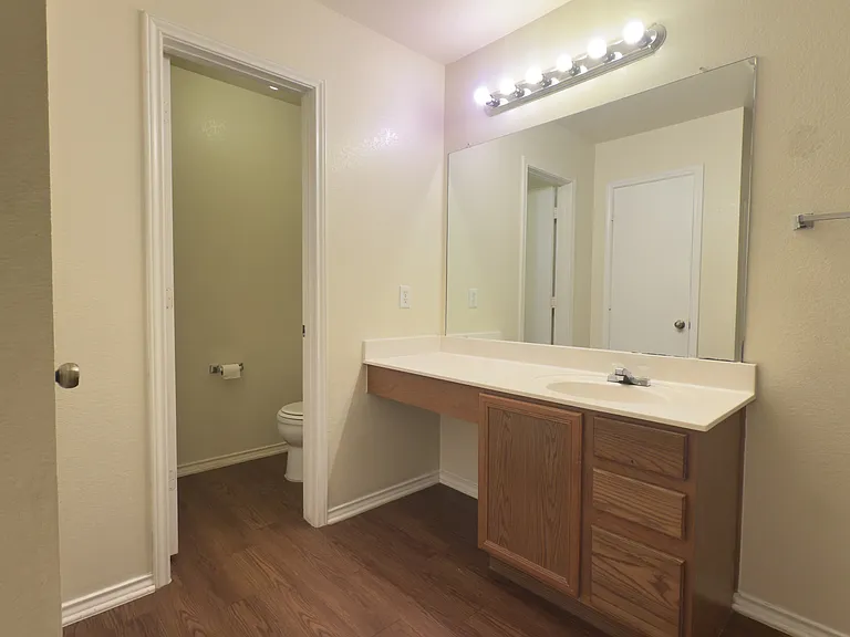 4105 Kings Canyon Dr — Photo 22