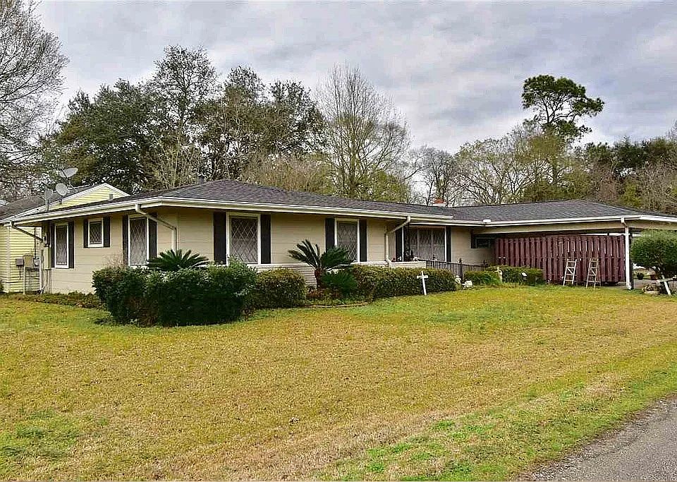1st image of 189 Hilldale Dr