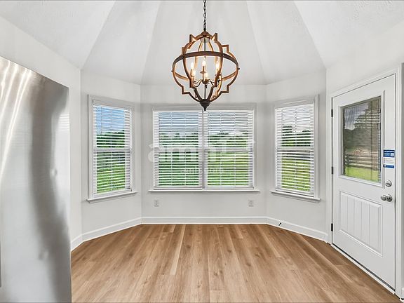 5th image of 2913 Dusenburg Dr