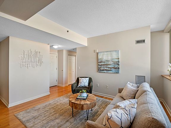 3rd image of 169 Monsignor Obrien Hwy APT 605