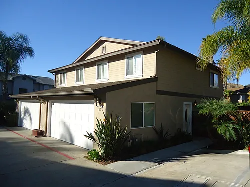 1133 Persimmon Ave #10 Photo 1