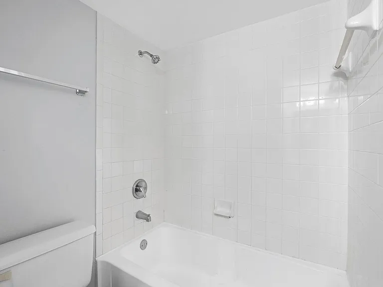 4080 NW 90th Ave — Photo 25