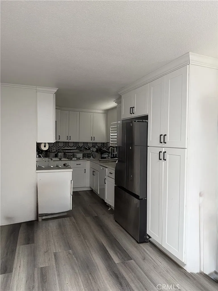 1 bed, 848 sqft, $3,500 — Photo 3