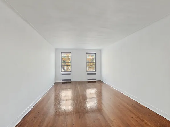 3220 Avenue H image 5 of 10