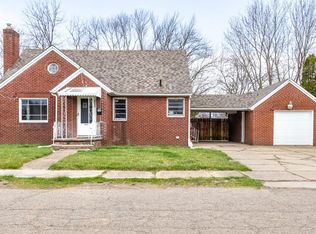 2159 5th St NE, Canton, OH 44704