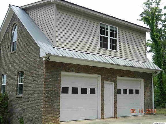 3rd image of 382 Joshua Dr NE