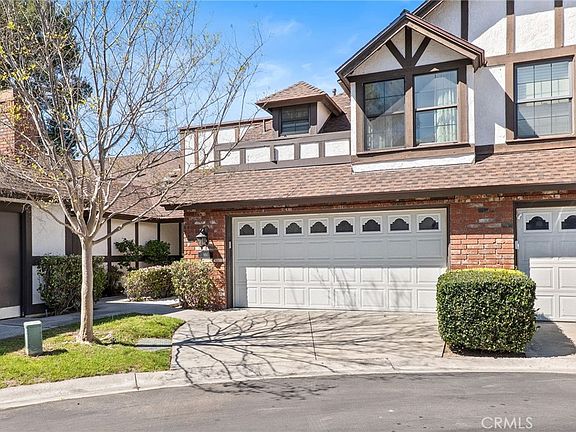 5th image of 950 S Rim Crest Dr