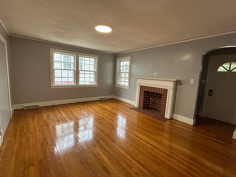 148 North Ave — Photo 7