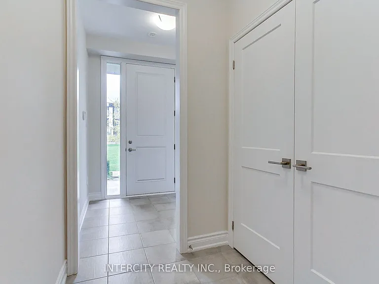 7 Adaskin Ave — Photo 6