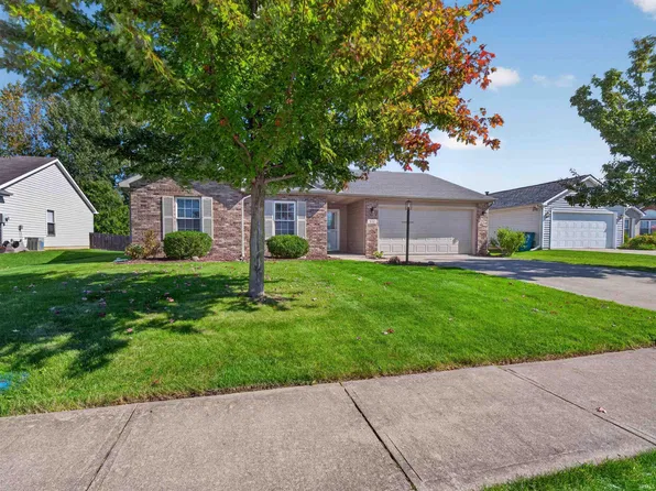 832 Willen Ln, Fort Wayne, IN 46818