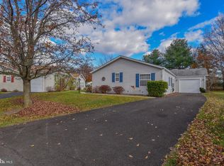 151 Grouse Cir E, New Hope, PA 18938