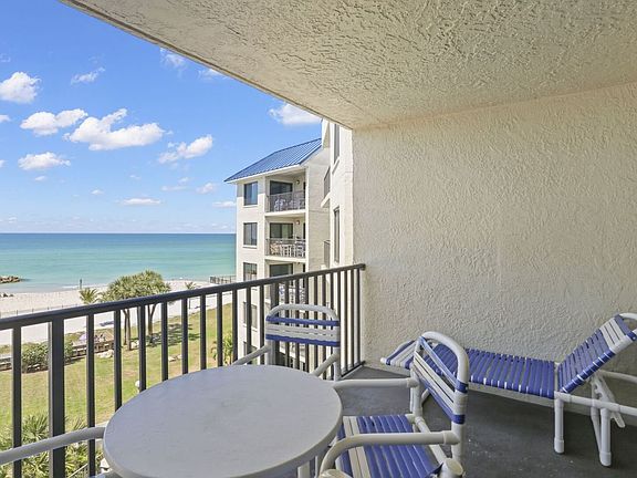 4th image of 6950 Beach Plz #402