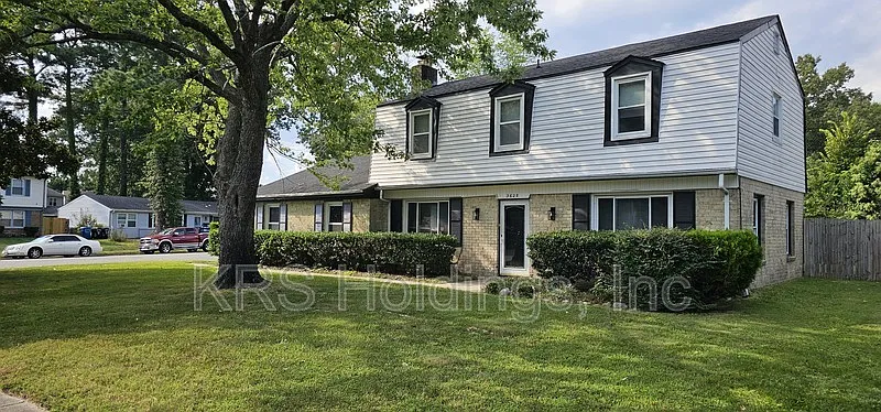 3 bed, 2.5 bath, 1529 sqft, $2,295 — Photo 2