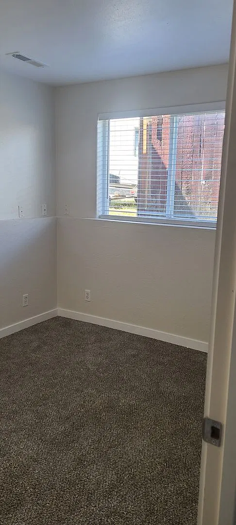 Beautifully Remodeled 4-Bedroom Home in Coeur d'Alene — Photo 4