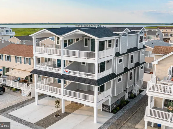 119 33rd St W, Sea Isle City, NJ 08243