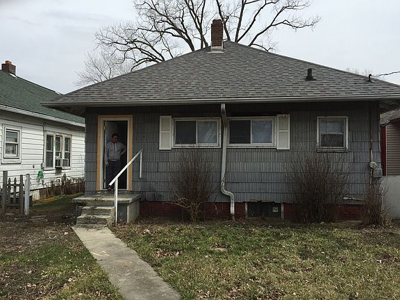 2nd image of 2268 N Parker Ave