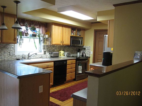Granite & Stainless Kitchen