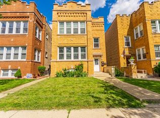 4820 W Wolfram St #2, Chicago, IL 60641