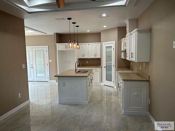 4th image of 568 Ruby Red Ln