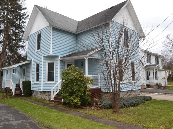 210 Madison St, Newark, NY 14513