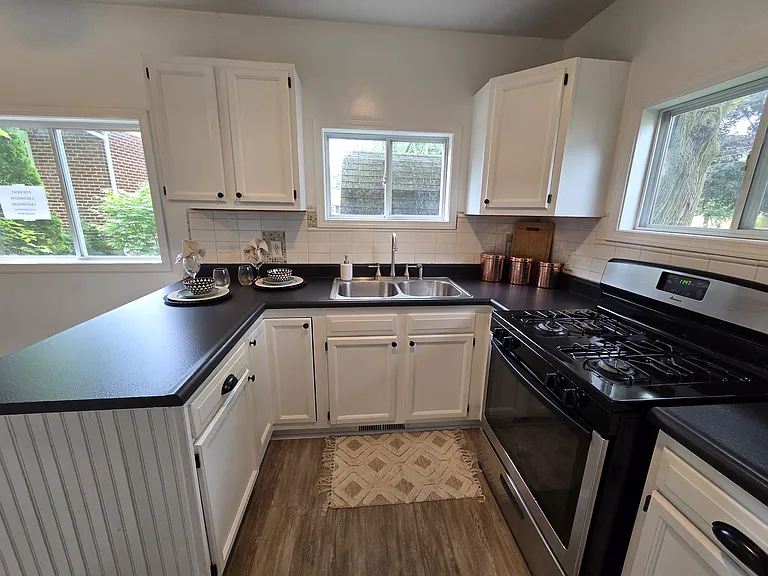 648 S Lincoln Ave — Photo 6