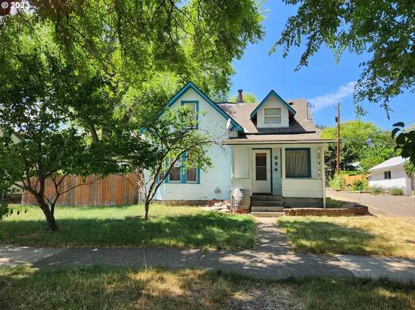 904 3rd St, La Grande, OR 97850