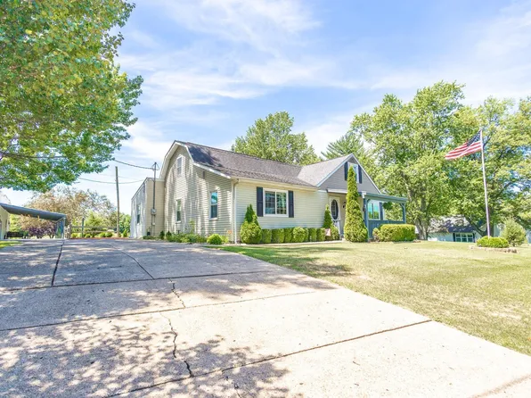 650 Woodville Rd, Mitchell, IN 47446