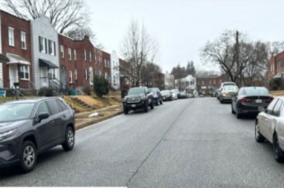 Exterior Neighborhood (street photo)