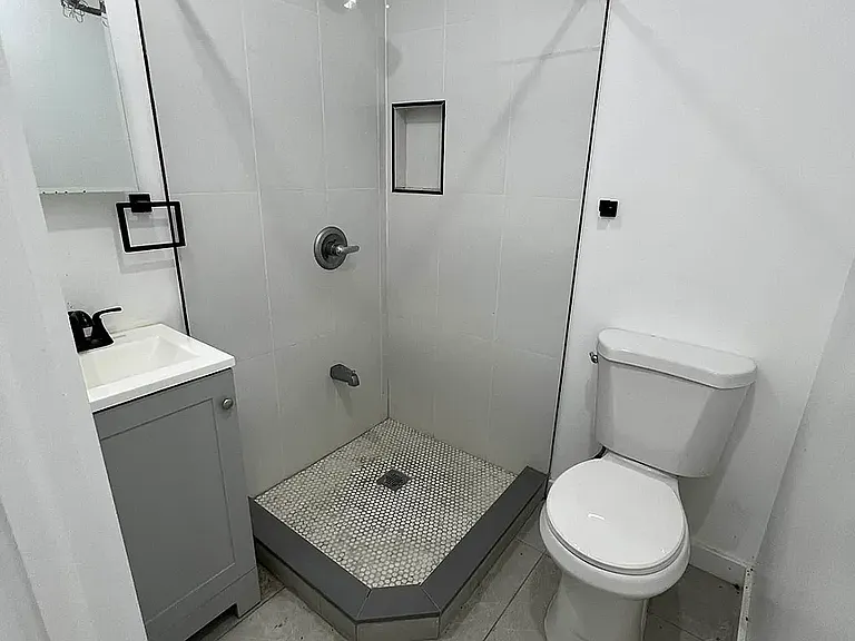 896 Willoughby Ave #2 — Photo 2